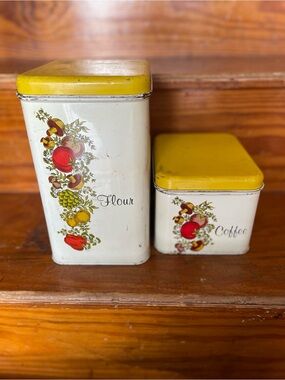 Vintage 70’s Cheinco Spice of Life Metal Flour & Coffee Canister Set of 2
